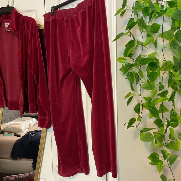 Red Tracksuit - Picture 3 of 4